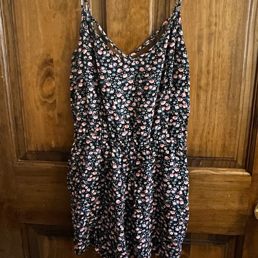 ✨Floral Romper✨